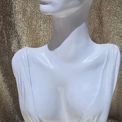 Elegant White Jewelry Holder for Women