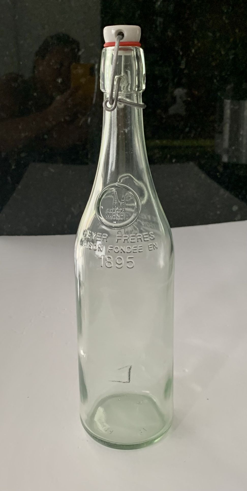 Geyer Freres Glass Bottle Munster Maison Fondee en 1895 w Stopper Vintage. 1 L