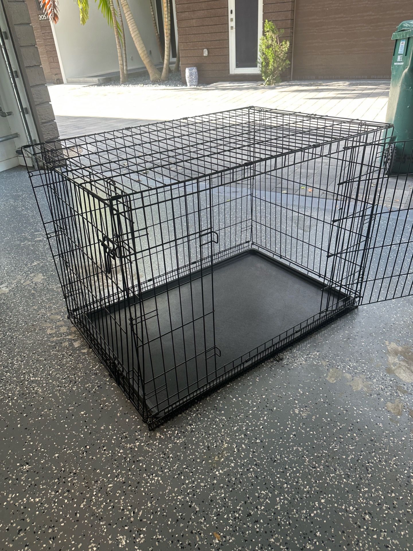 Large Dog Crate: 42.0”L x28.25”Wx30.5” H