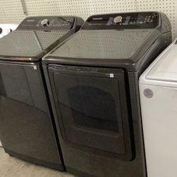 Samsung Set Washer 5.5 Cu Ft And Dryer 7.4 Cu Ft New Scratch And Dent 
