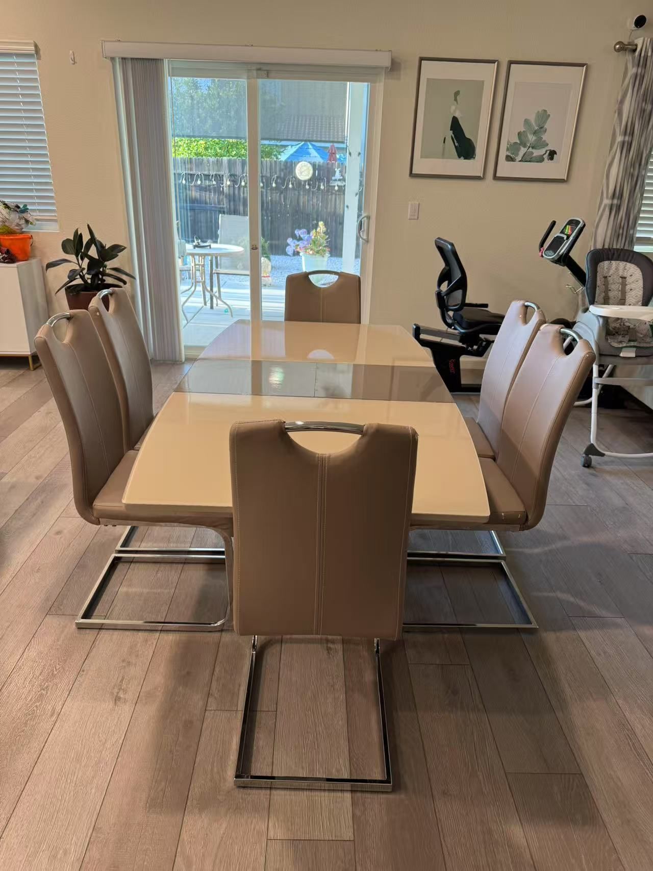 Dining Table With Chairs