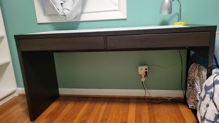 IKEA Micke Desk