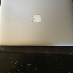 Apple MacBook Pro (Early 2015)