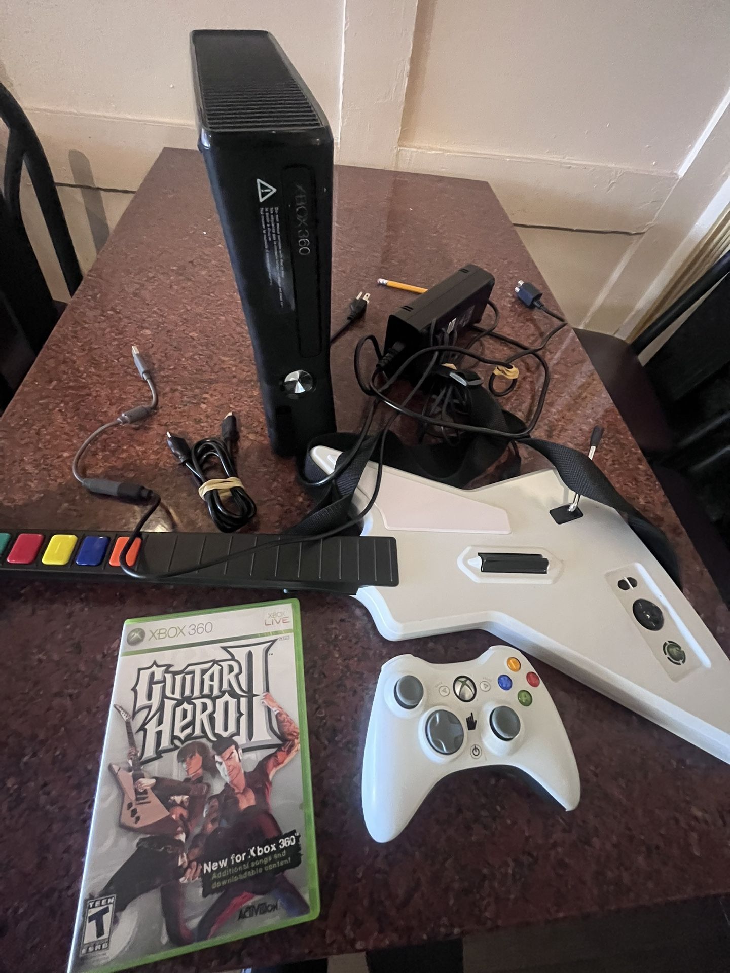 Xbox 360 Slim W Hero Guitar And Game Plus Control