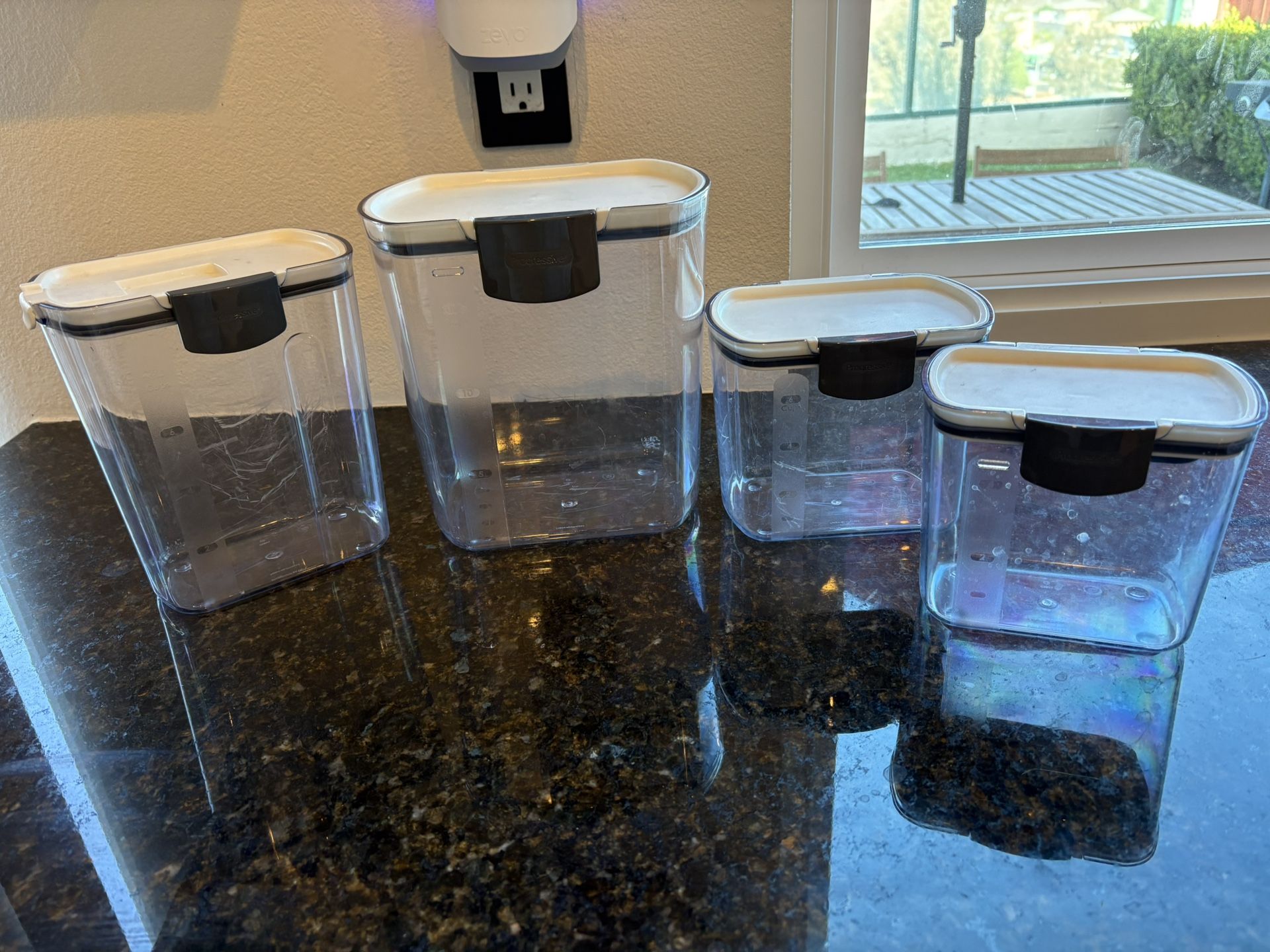 Kitchen storage containers