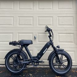 Himiway Escape Pro / Long Range Moped Style E-Bike Step Thru Electric Bike Bicycle Commuter Cargo