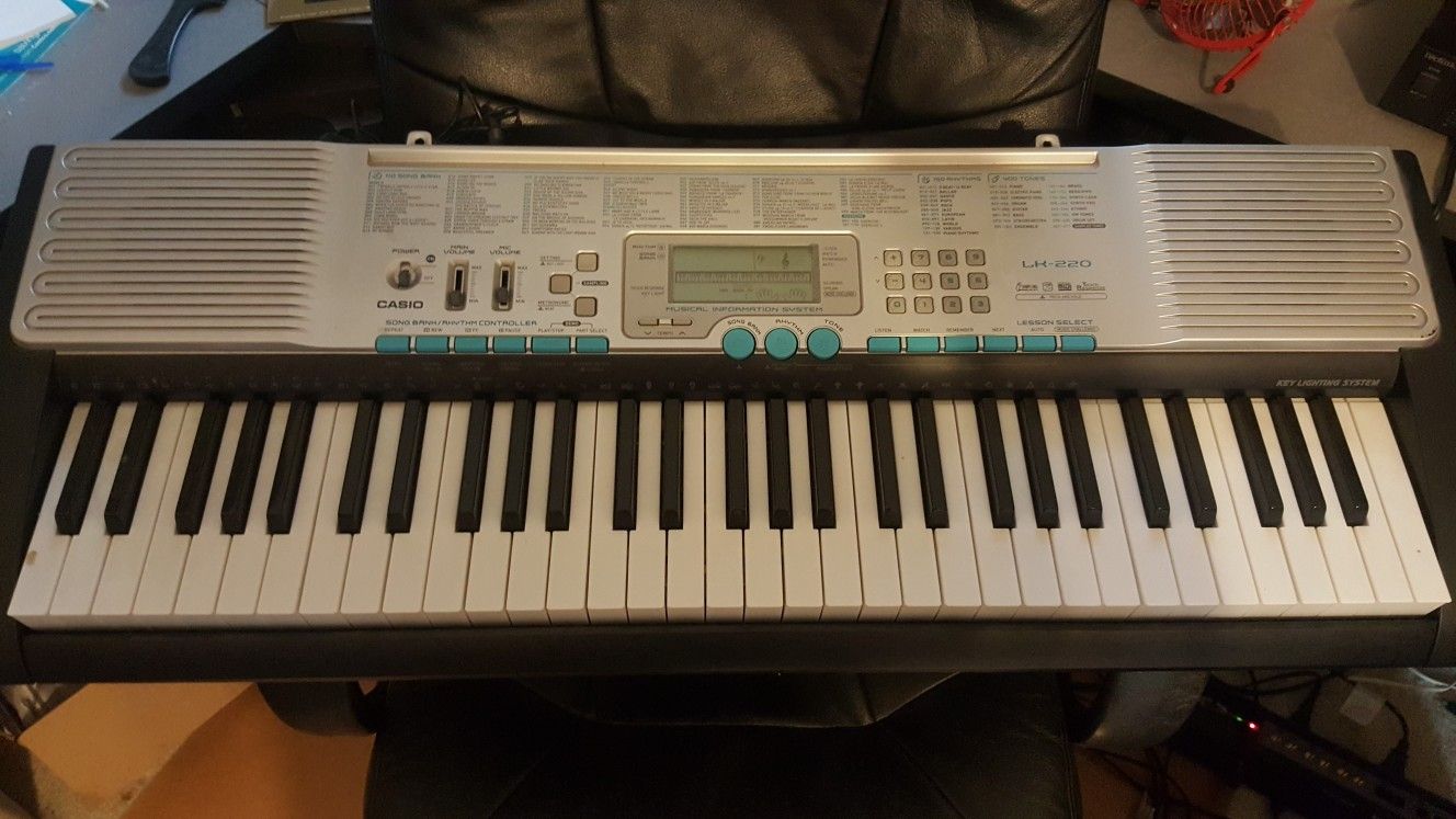 Casio LK 220 AD Key Lighting Keyboard