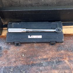  3477 3/8" DRIVE CLICK TORQUE WRENCH W RATCHET HANDLE 10-100' LBS