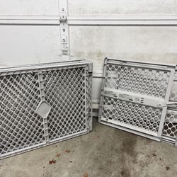 Pet Or Playpen Fencing With Gate 