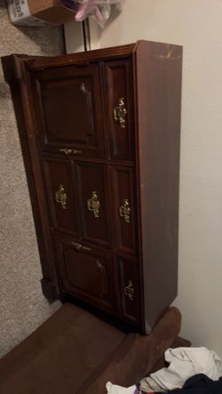 China Cabinet Hutch 