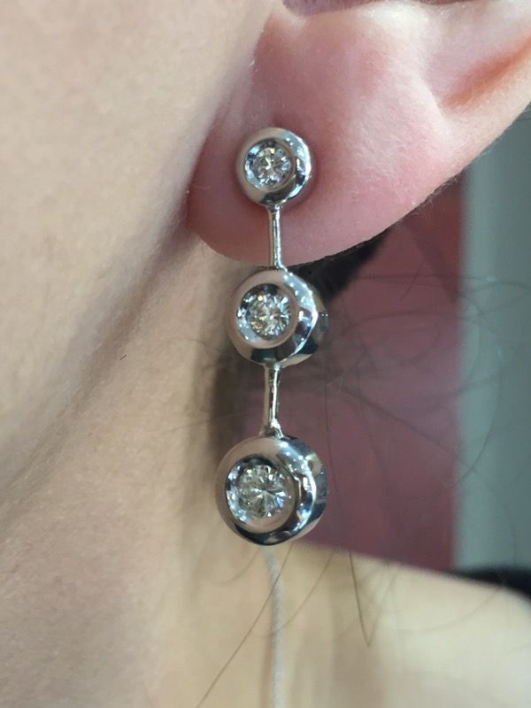 Drop diamond earrings 14k white gold