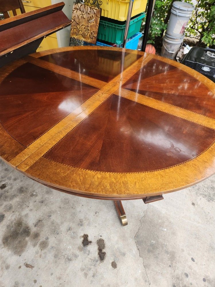 Entertainment Centers And Dining Room Table With Extender