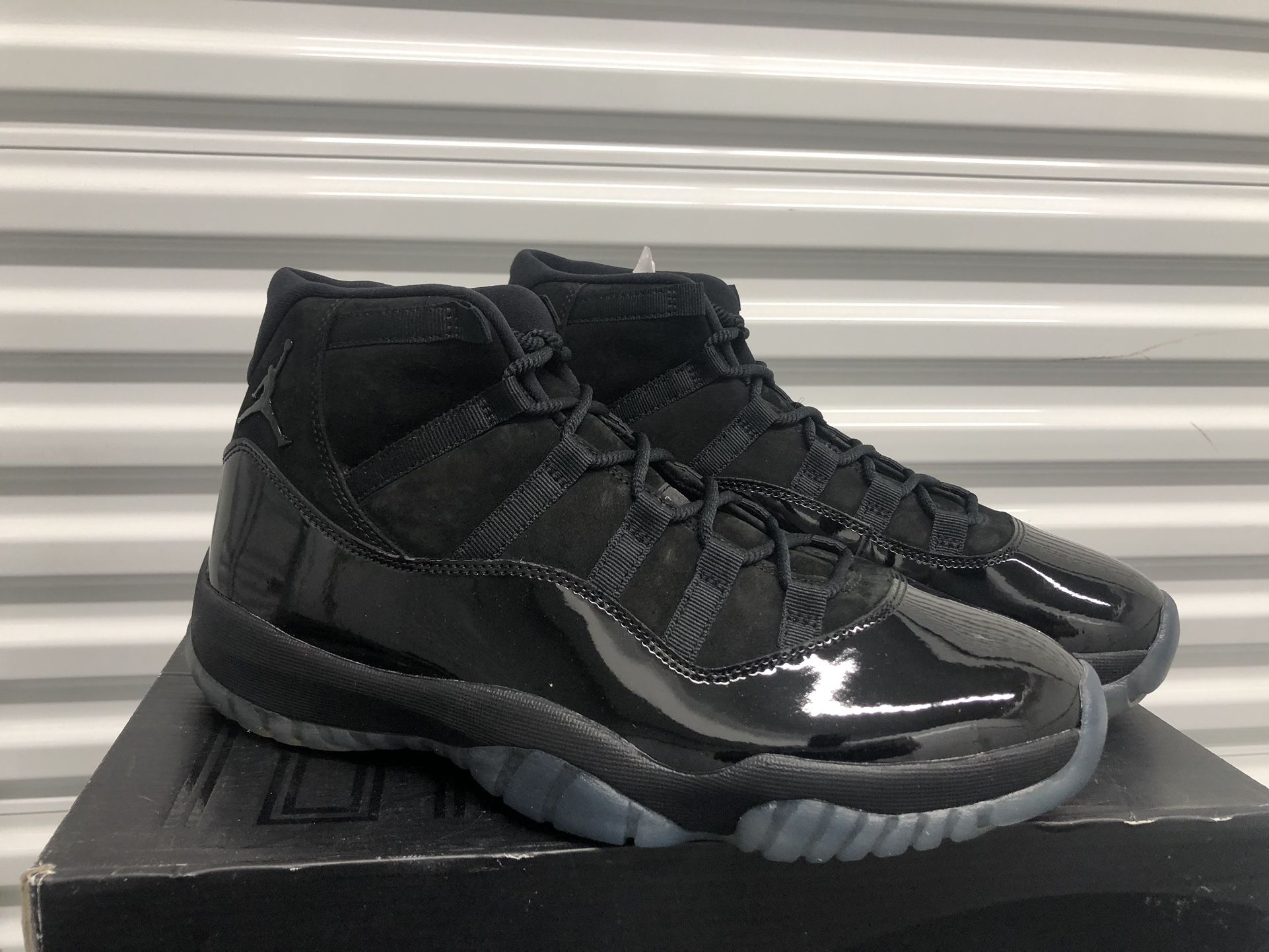 Jordan 11 Retro Cap and Gown