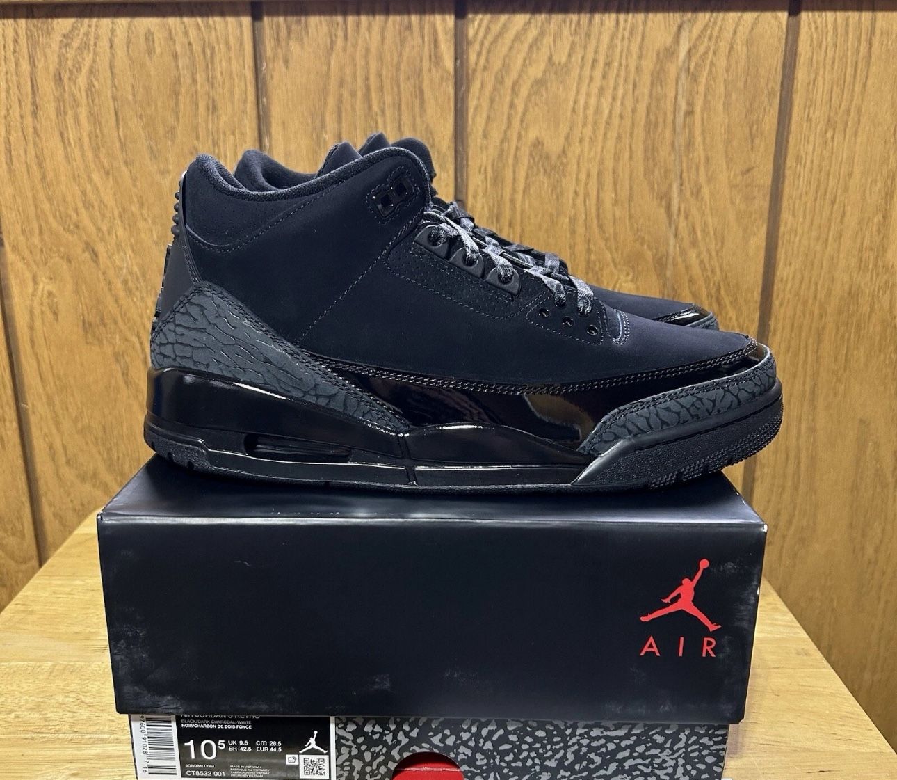 Air Jordan 3 Retro “Black Cat”