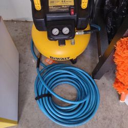 DeWalt 6 Gallon Air Compressor 