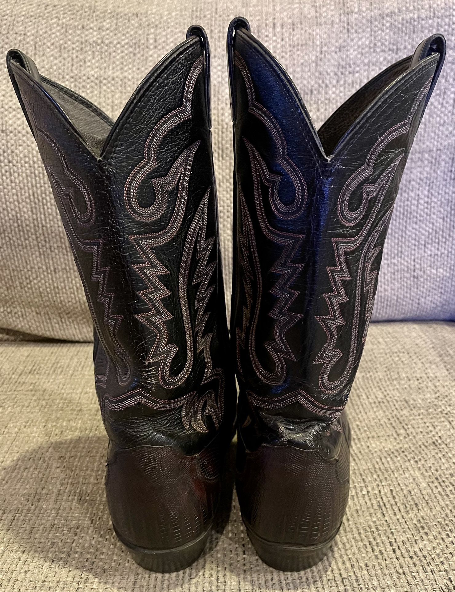 Justin Cowboy Boots Men's Size 10.5EE Style 9156 for Sale in Fresno, CA ...