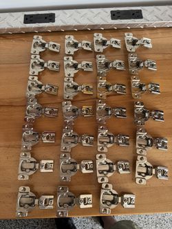 Cabinet Hinges