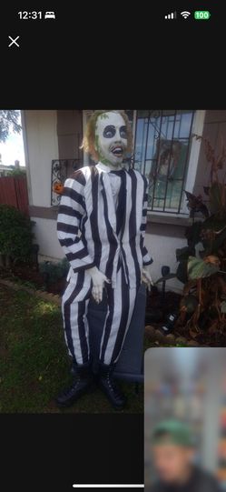 BEATTLE JUICE ANIMATRONIC $500 Firm