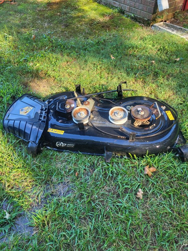 Troy-Bilt/craftsman Riding Mower 42"deck
