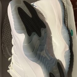 Legend Blue Jordan 11