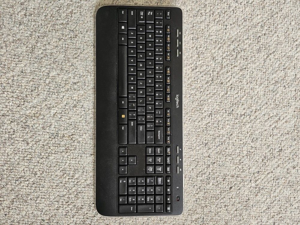 LOGITECH BLUETOOTH KEYBOARD K520