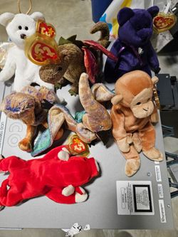Beanie baby plushies
