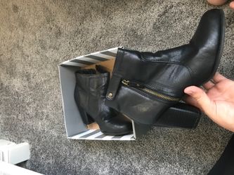 Ankle bootie