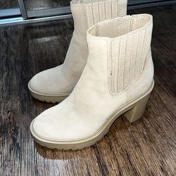 Dolce Vita 6.5 Booties