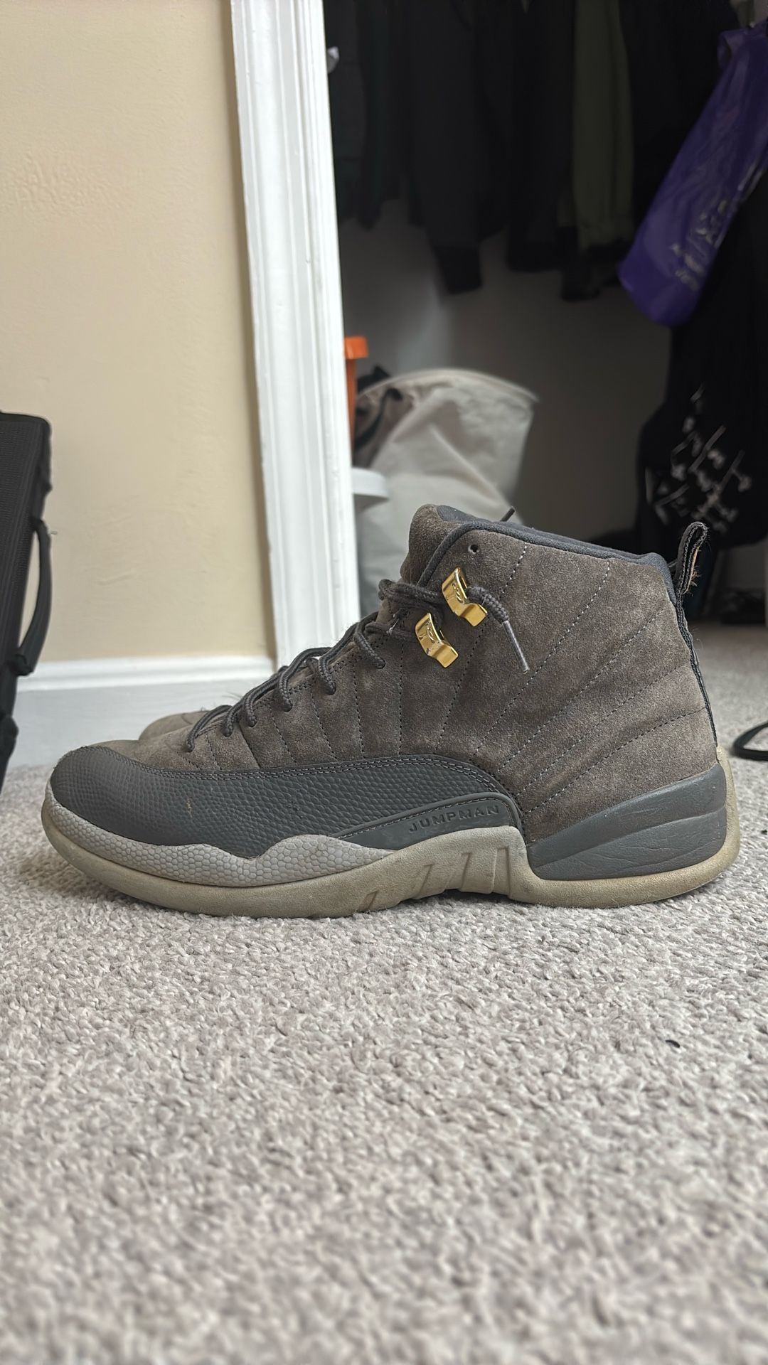 Jordan 12’s Grey