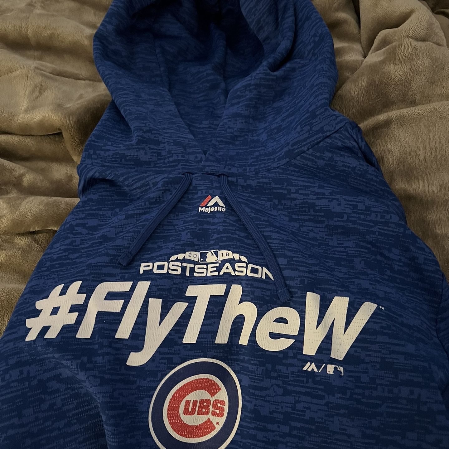 Chicago Cubs Fly The W Sweatshirt for Sale in Crystal Lake, IL