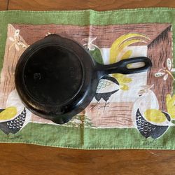 Vintage Griswold Iron Mountain #3 Cast Iron Skillet