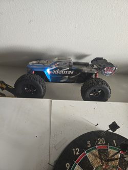 Remote Control Car Arrma Kraton
