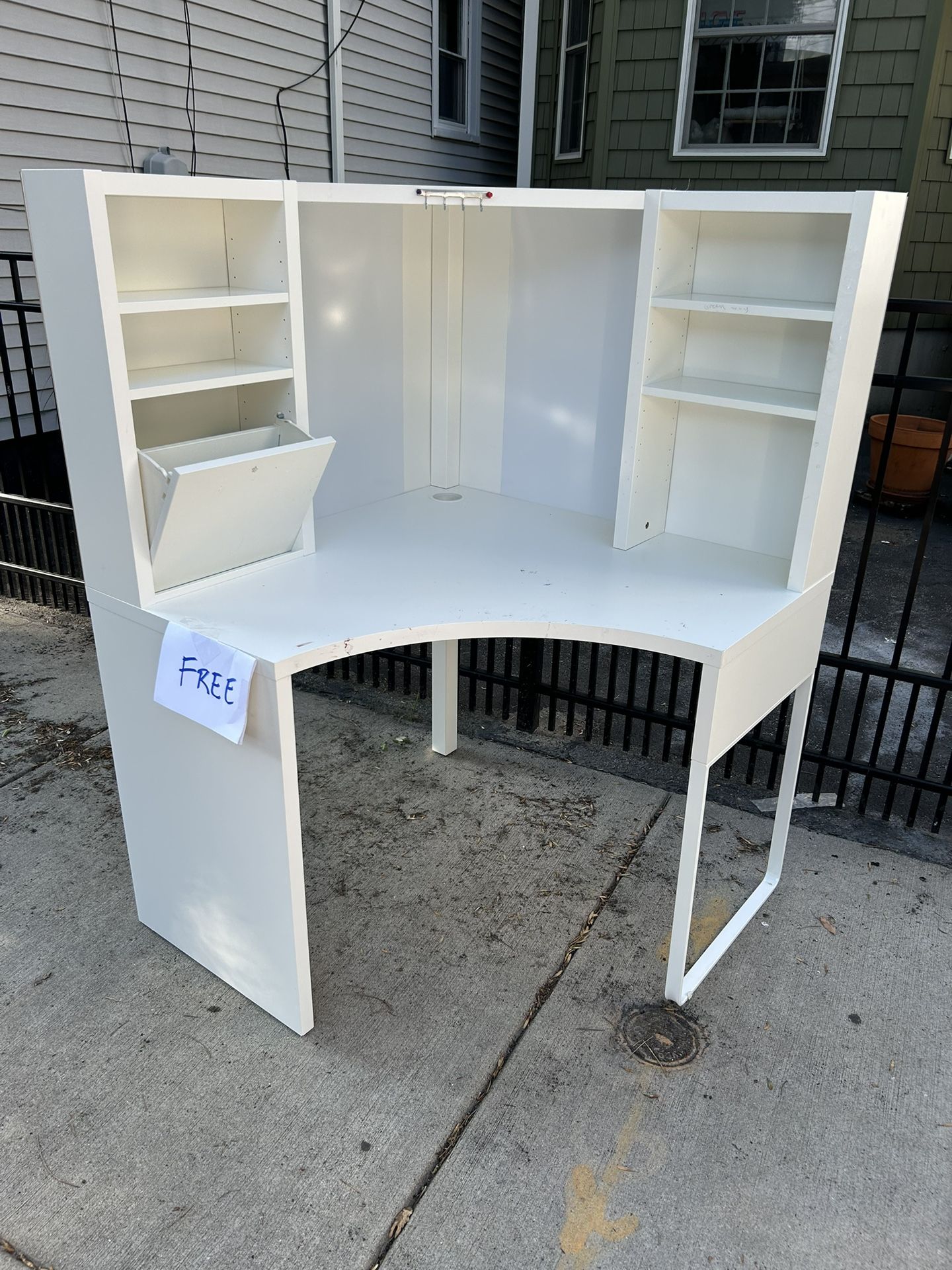 Children’s Desk