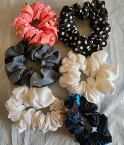 Scrunchies new 6 pieces handmade
