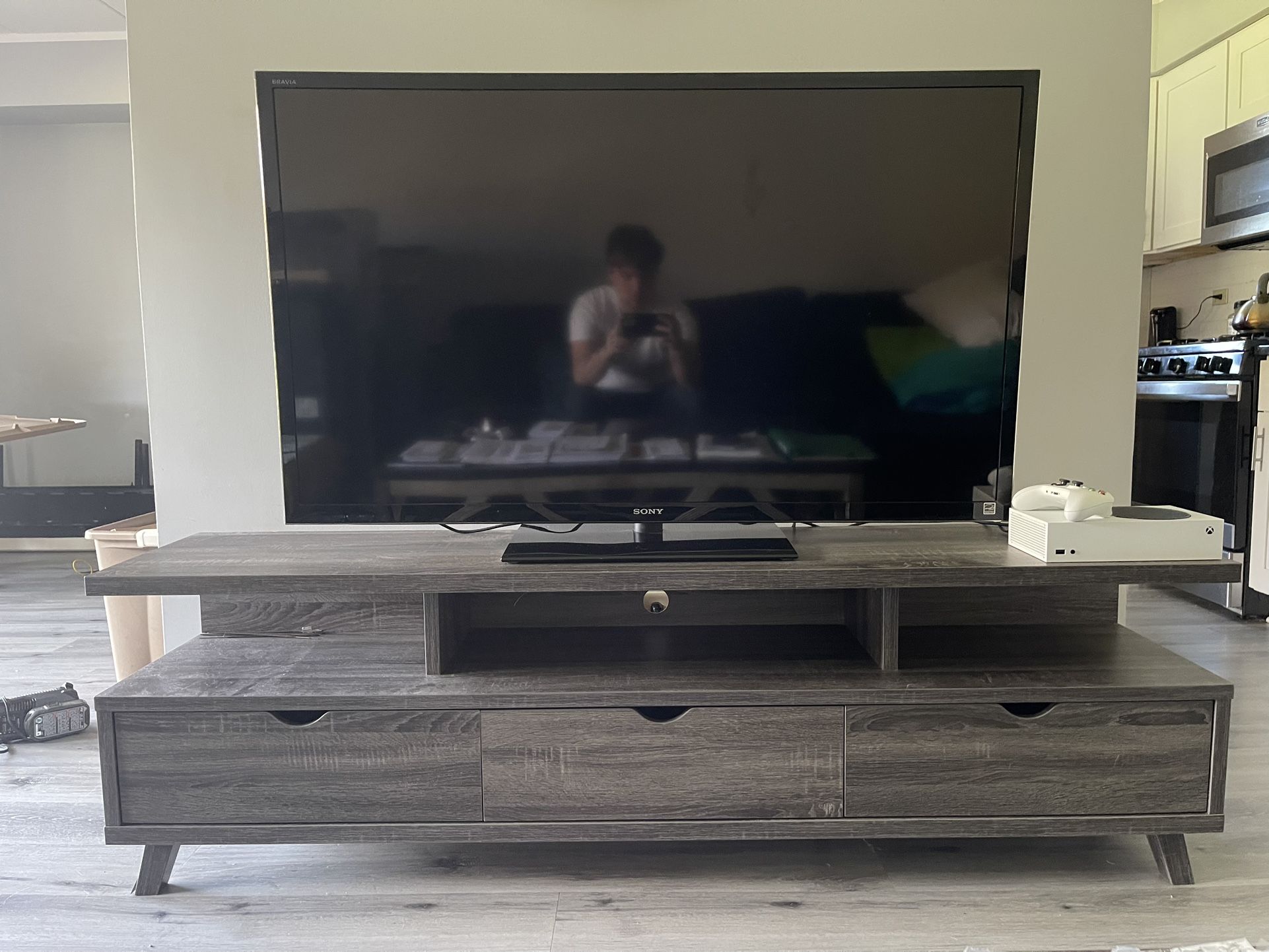 Grey Wood TV Stand with Storage Drawers