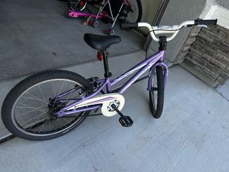 Specialized 20 in bike
