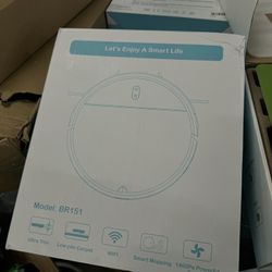 ROBOT VACUUM