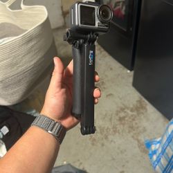 Osmos Action Camera With Go Pro Selfie Stick 