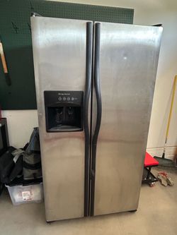 Frigidaire Refrigerator