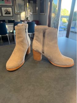 FRYE Boots (Women’s size 7.5)