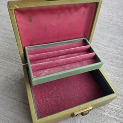 Vintage Jewelry Box with Lift Tray – Green & Pink – Circa 1950