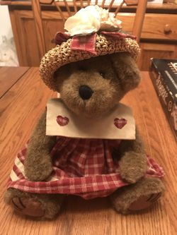 VALENTINES: Boyd's bears and friends