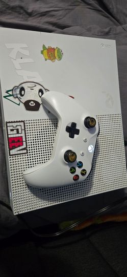 Xbox One S (white)