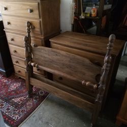 Complete twin bedroom set