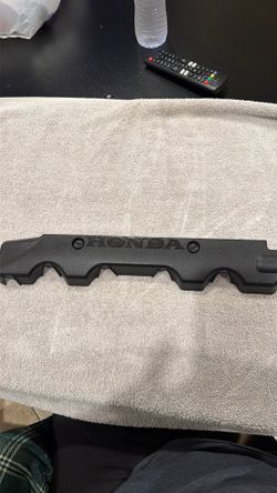 2006-2011 Honda Civic Engine Valve plastic cover