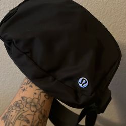 Lululemon Black Belt Bag Mini