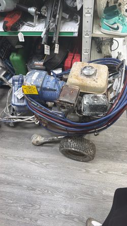Graco GMAX Gas Airless Paint Sprayer