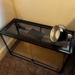 Terrarium/tank for lizard or snakes