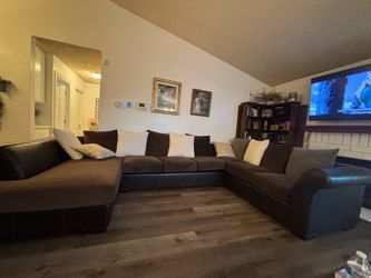 Large brown U shaped sectional