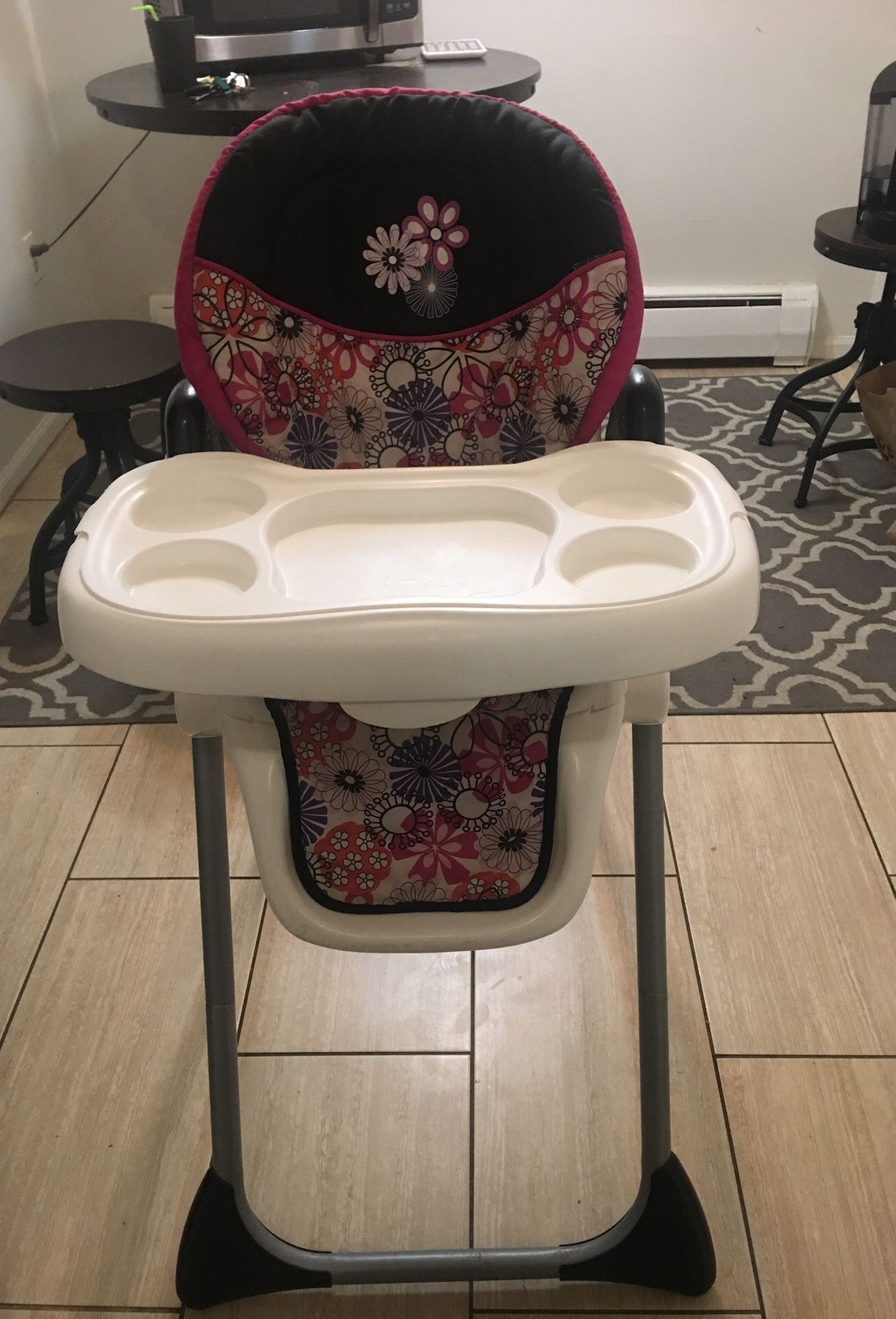 Adjustable High chair